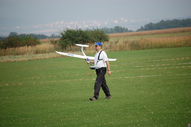 img00011.jpg